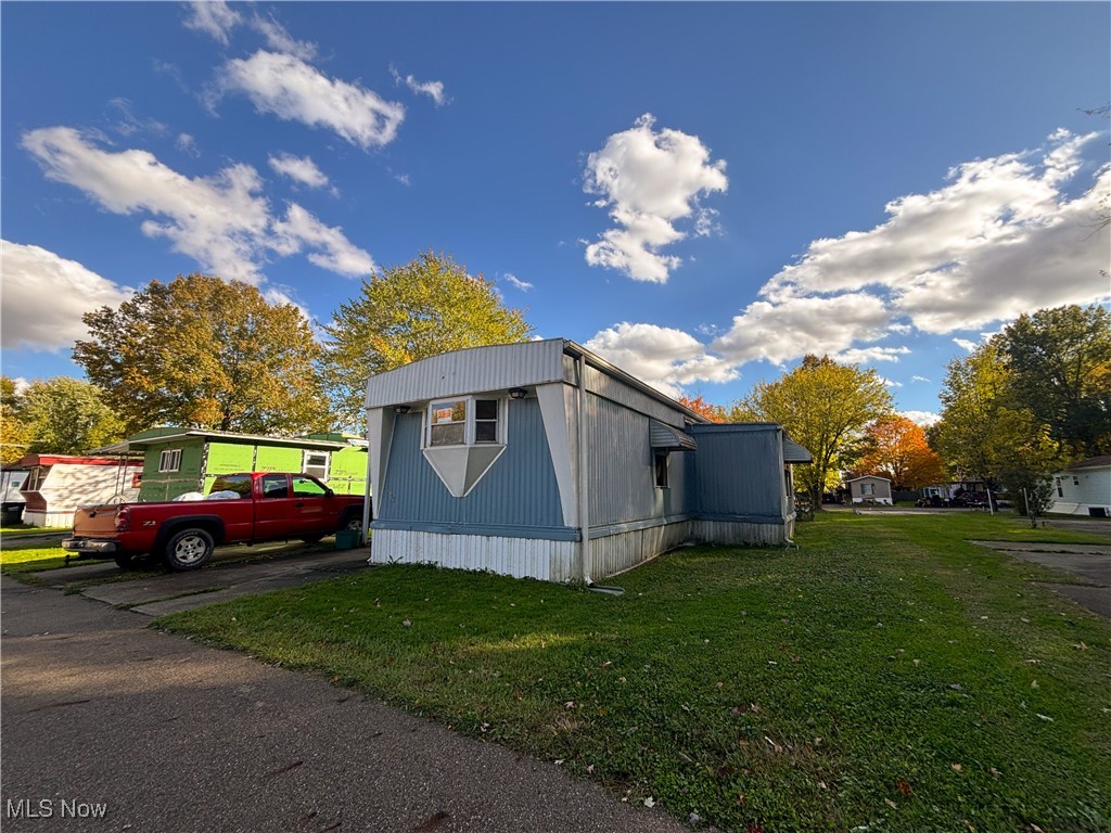 Beloit, Ohio 44609, United States, 2 Bedrooms Bedrooms, ,1 BathroomBathrooms,Residential,Active,231935