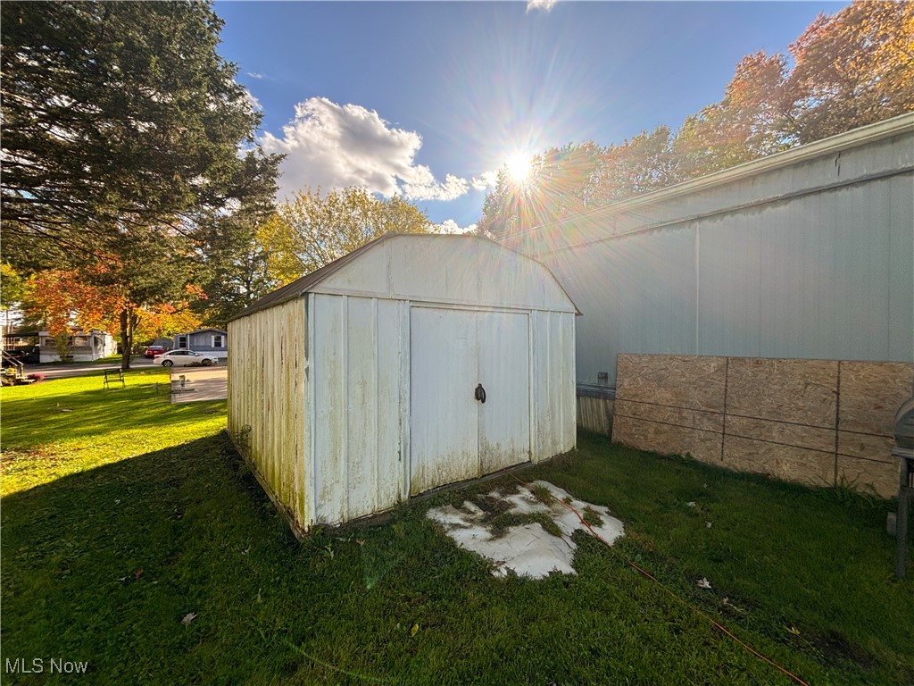 Beloit, Ohio 44609, United States, 2 Bedrooms Bedrooms, ,1 BathroomBathrooms,Residential,Active,231935