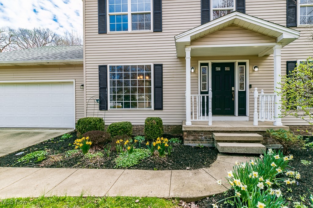 6393 Meadowbrook Drive, Mentor, Ohio image 2