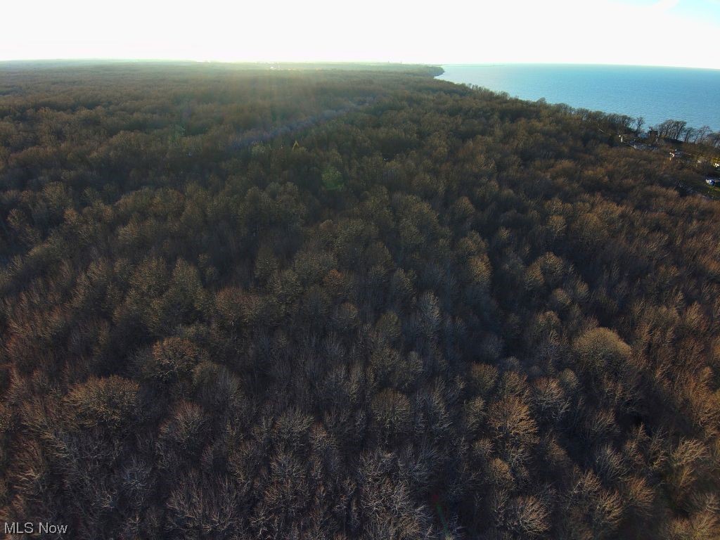 Connecticut Western Reserve - Land