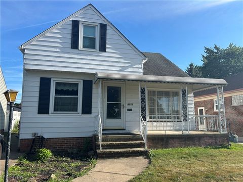 8017 Wainstead Drive Parma OH 44129