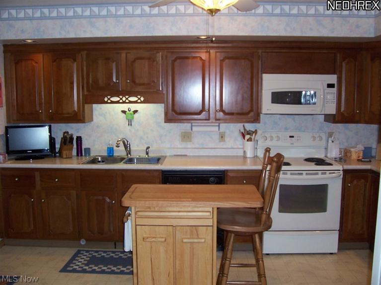 Avalon Trail Condo - Residential