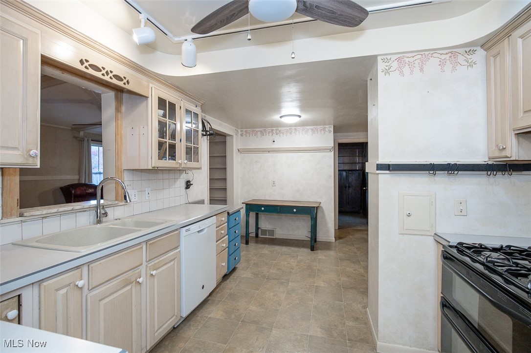 R M Wilkoff & Co Inc Mayfair S - Residential