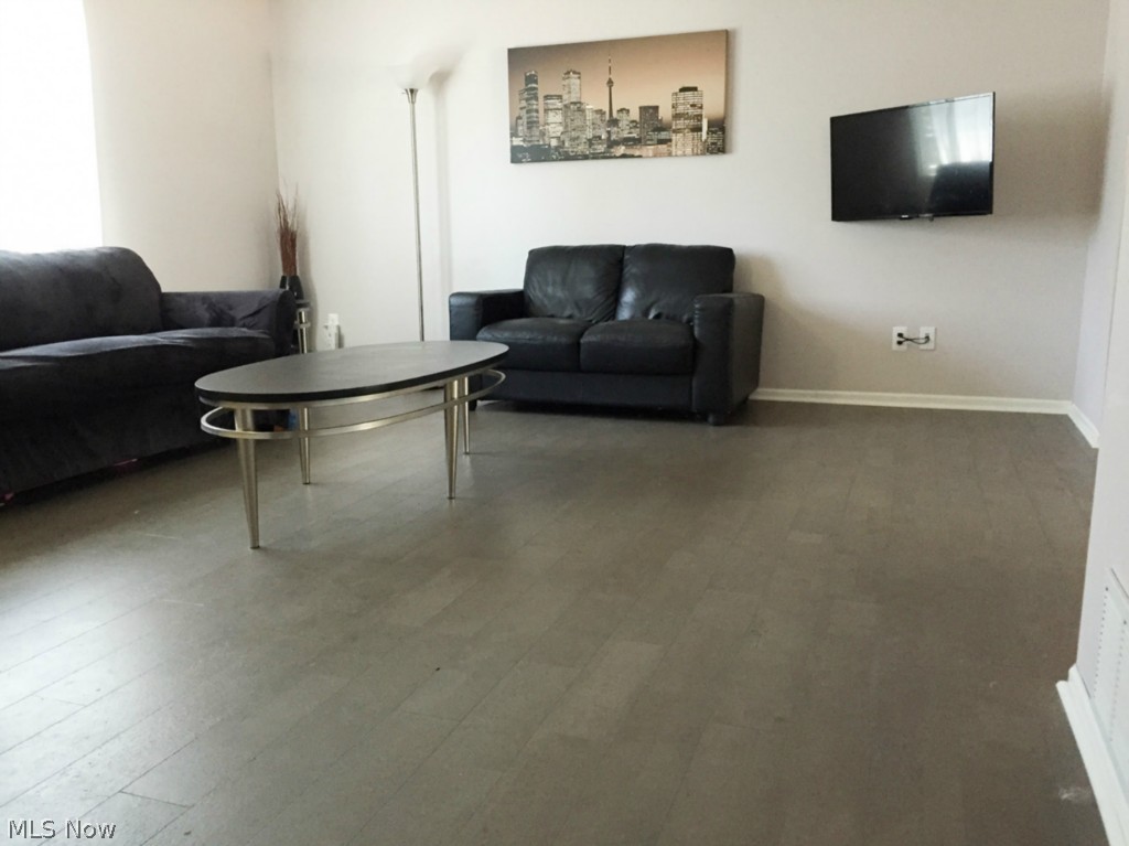 Grove - Residential