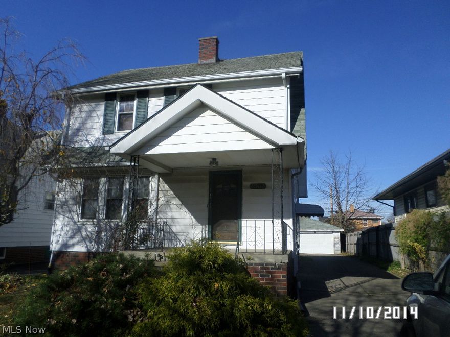 3 bed 1 bath home in the heart of Cleveland with a full partially finished basement, 2 car detached garage!  Close to the Zoo, downtown, parks, the library, and much much more!  Don't miss out today!  This is a Fannie Mae HomePath Property
