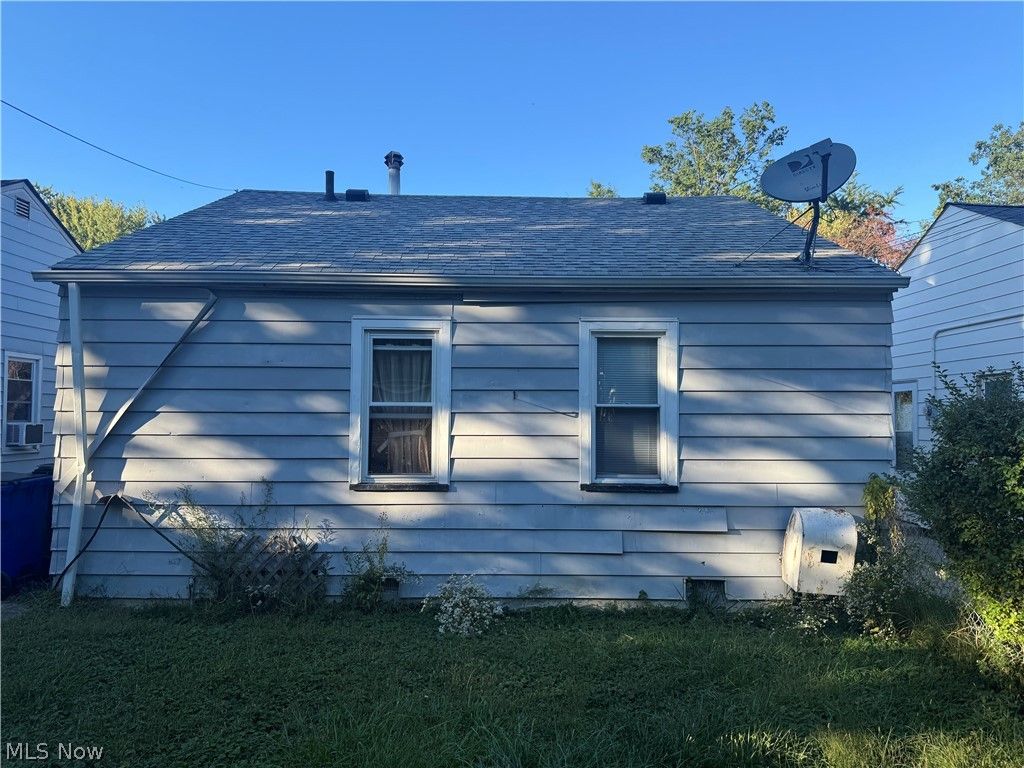 Photo of 12701 Milligan Ave, Cleveland, OH 44135 (MLS # 5195193)
