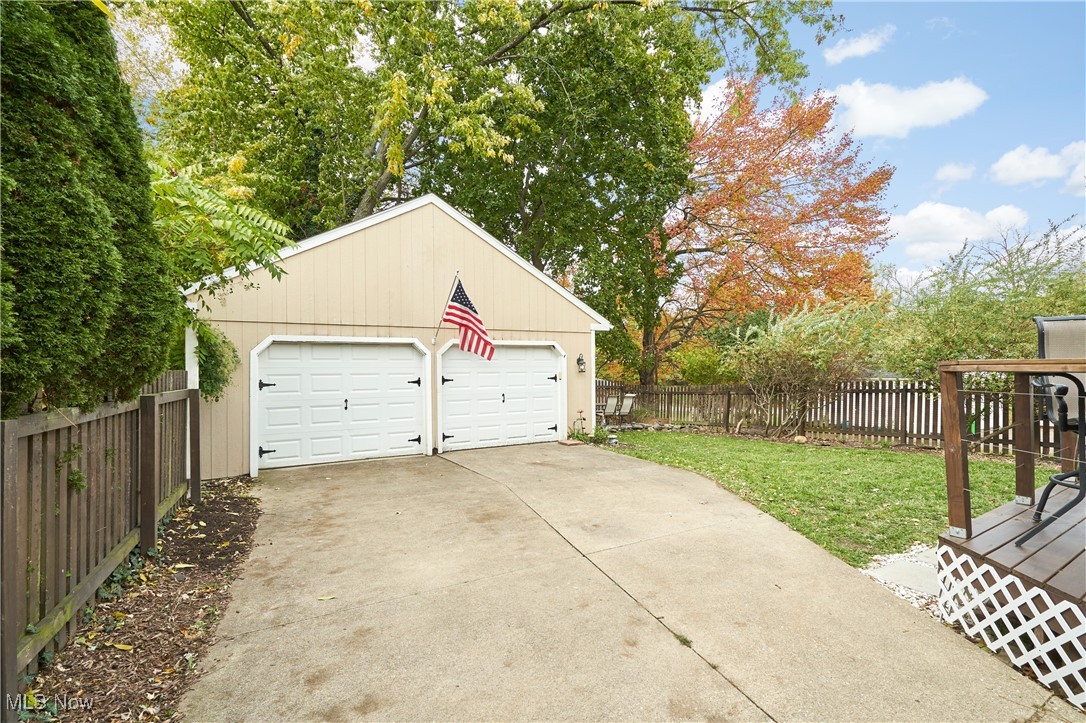 Massillon, Ohio 44646, United States, 3 Bedrooms Bedrooms, ,2 BathroomsBathrooms,Residential,Active,236823