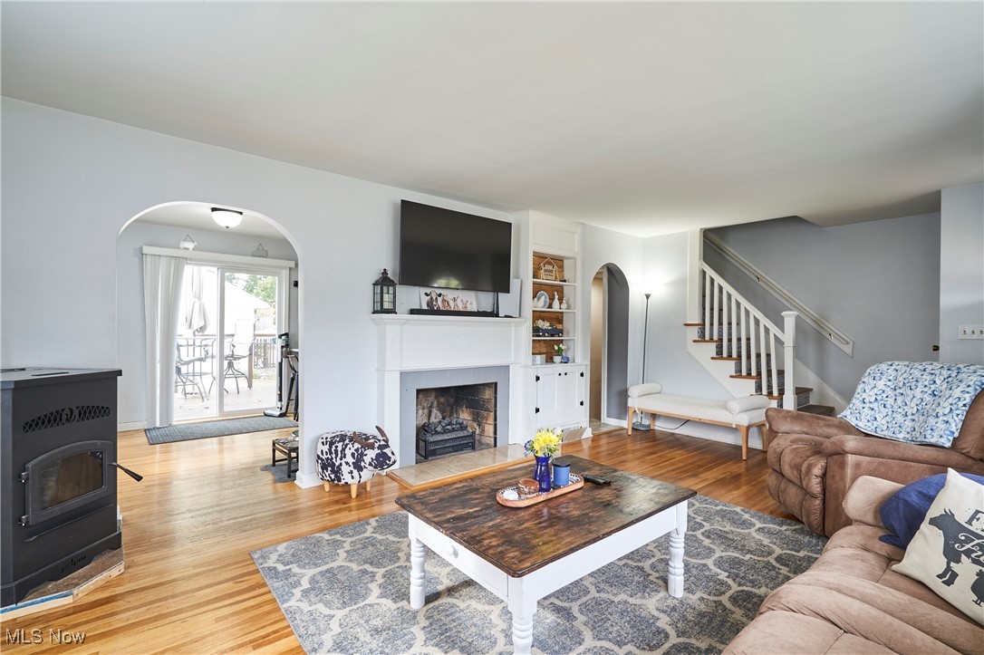 Massillon, Ohio 44646, United States, 3 Bedrooms Bedrooms, ,2 BathroomsBathrooms,Residential,Active,236823