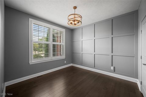 Tiny photo for 85 Brighton Drive, Aurora, OH 44202 (MLS # 5180245)