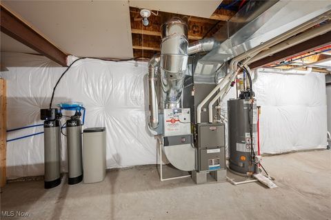 Tiny photo for 85 Brighton Drive, Aurora, OH 44202 (MLS # 5180245)