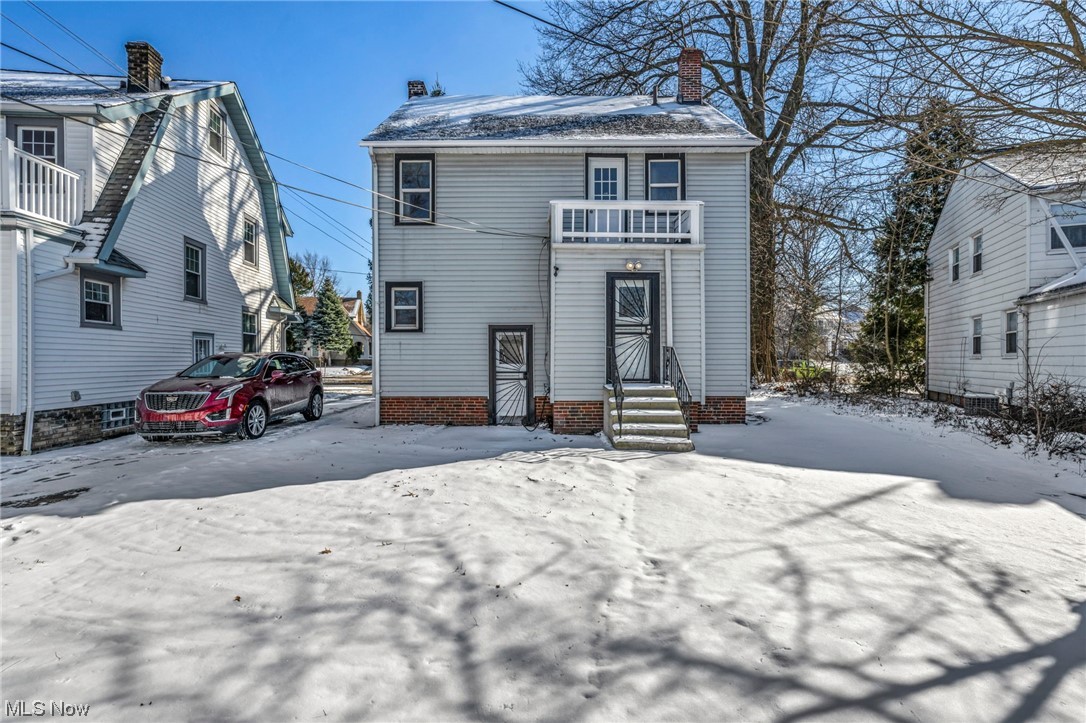 Cleveland Heights Blvd - Residential