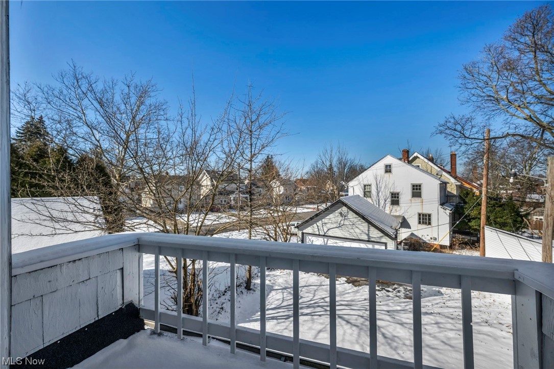 Cleveland Heights Blvd - Residential