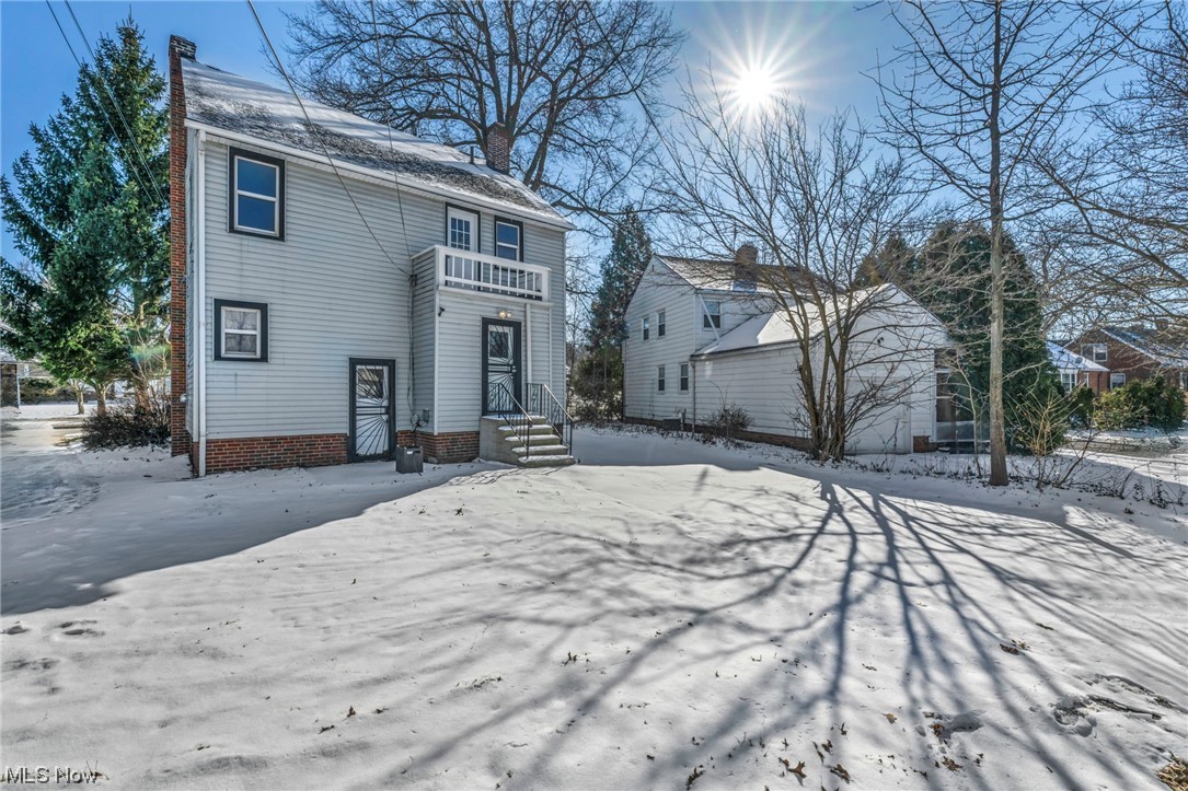 Cleveland Heights Blvd - Residential