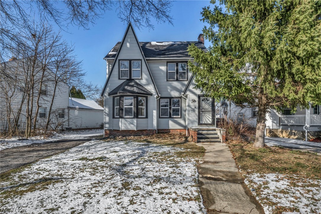 Cleveland Heights Blvd - Residential