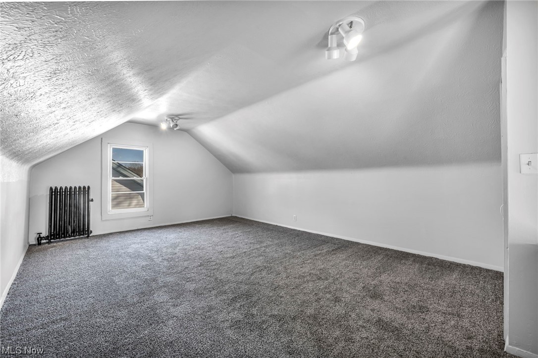 Cleveland Heights Blvd - Residential