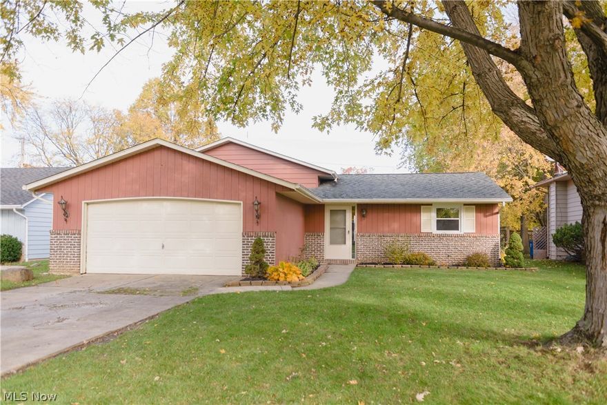 Large 3 bedroom, 2 bathroom split level in Amherst school district. The main living/dining space on the first floor is quite spacious, has tons of natural light, vaulted ceilings, laminate flooring, and opens up to an eat-in kitchen. In the lower level you will find a large family room with new carpeting and a cozy wood burning fireplace, a full bathroom, and utility room. All 3 bedrooms and a full bathroom are on the upper level with new carpeting in the hallway and new flooring in the bathroom. Outside you will find a great fenced in backyard with plenty of room for the kids and pets.  The whole house was freshly painted and the patio and front glass doors are brand new. The kitchen and bedroom windows were replaced in 2012 as was the electric heat pump and central air.