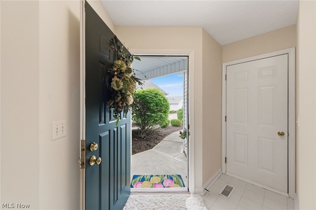 33817 Honeysuckle Lane