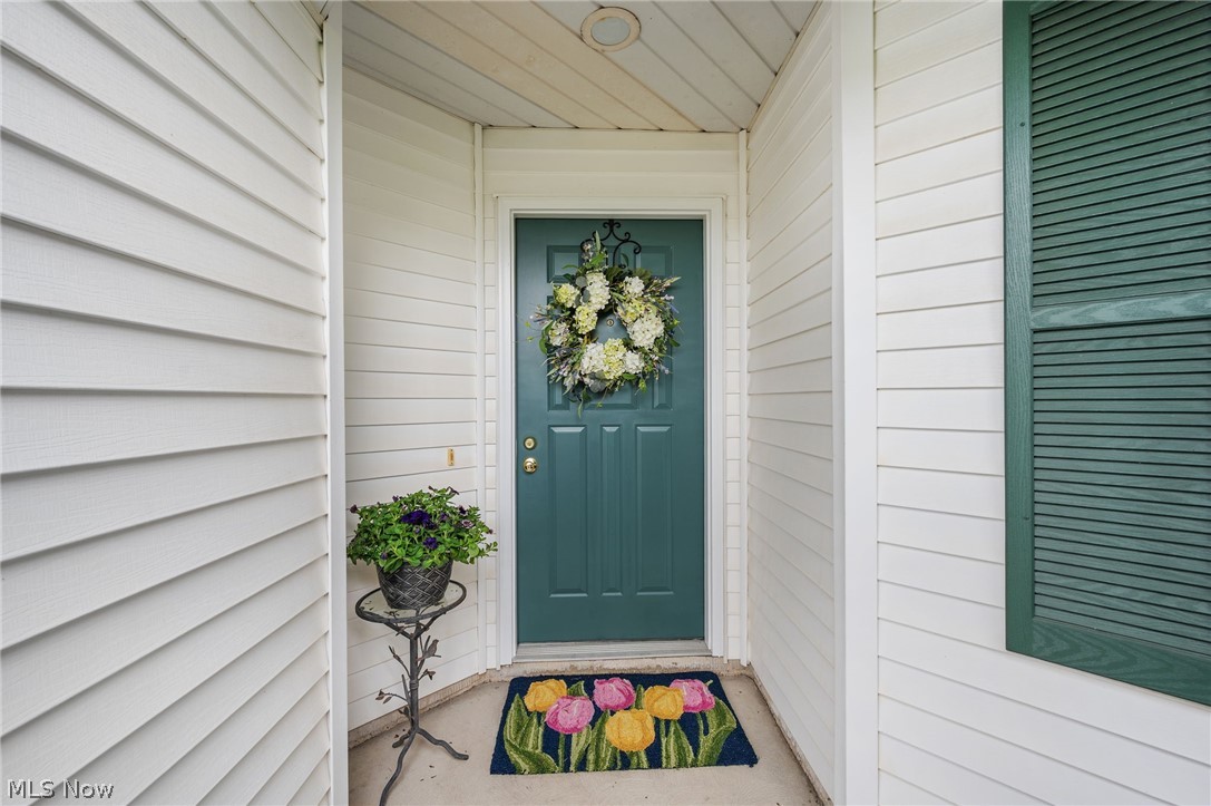 33817 Honeysuckle Lane