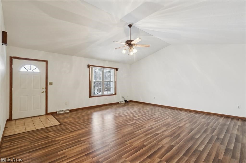 Roberto Place Condo - Residential