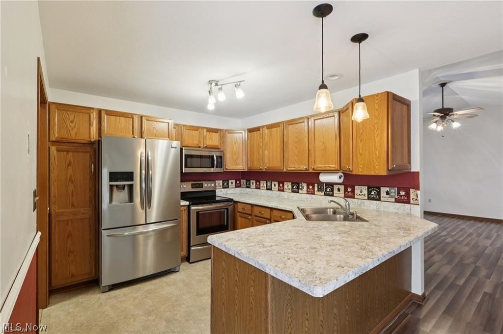 Roberto Place Condo - Residential