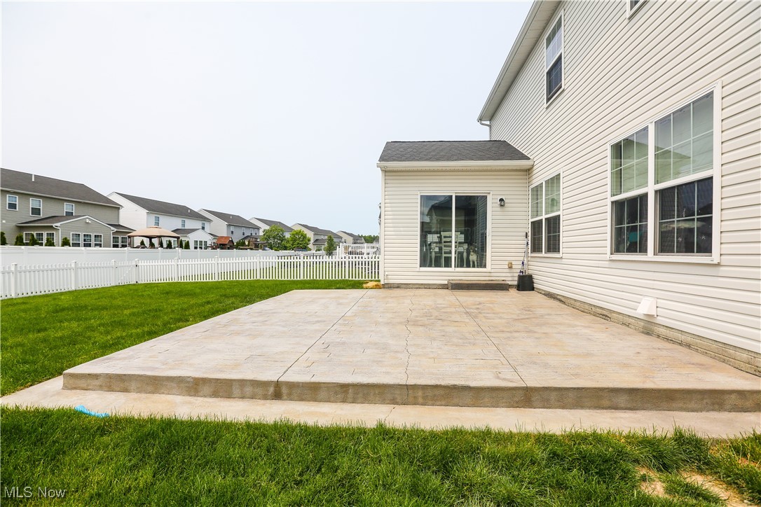 37351 Golden Eagle Drive, North Ridgeville, Ohio image 37