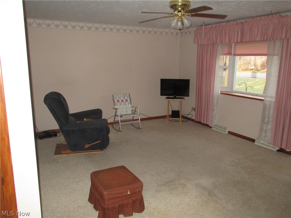 Laurel Ridge - Residential