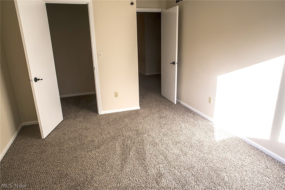 Hampton Woods - Residential