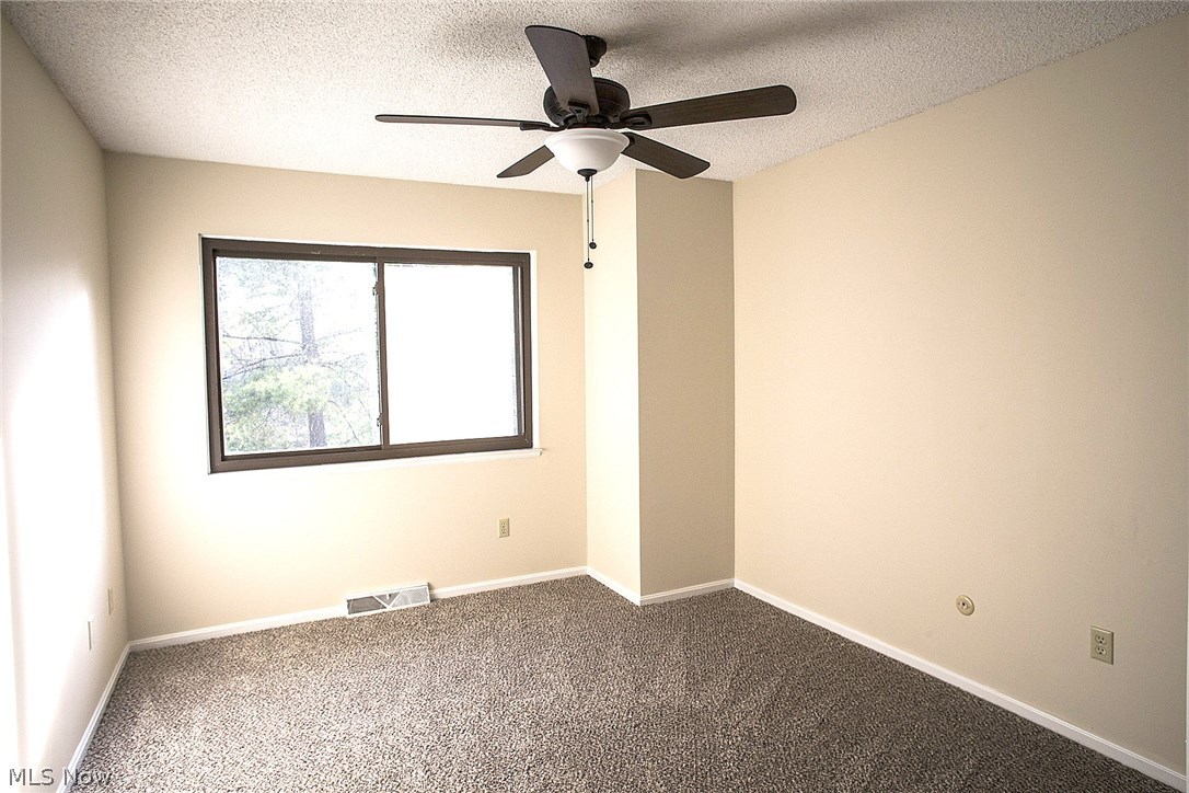 Hampton Woods - Residential