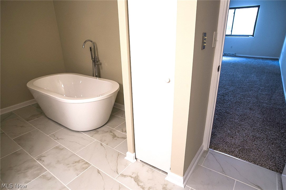 Hampton Woods - Residential