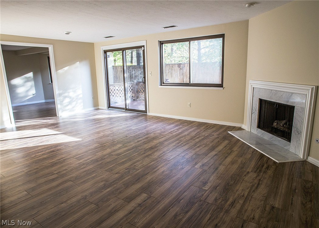 Hampton Woods - Residential