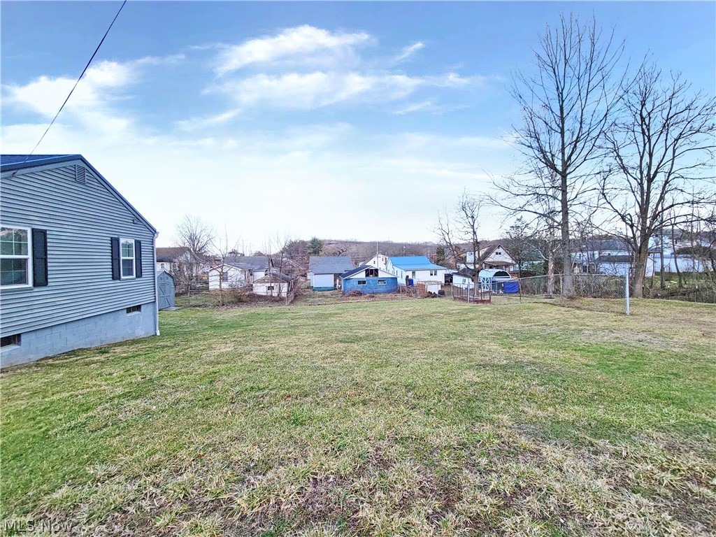 E M Bentleys Adn - Residential