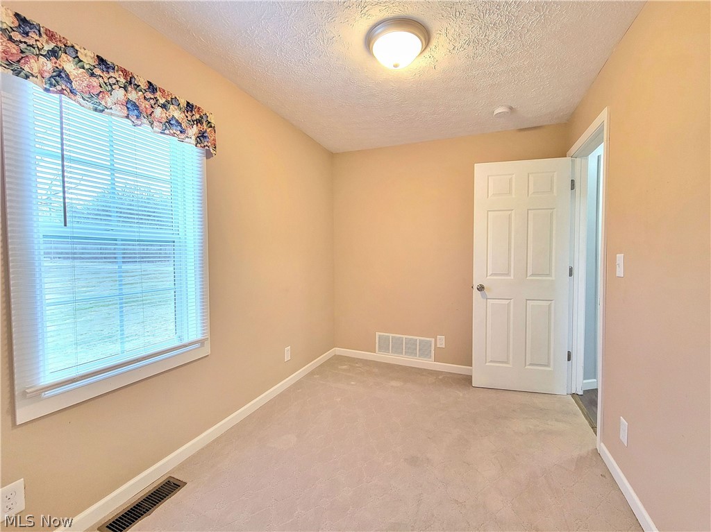 E M Bentleys Adn - Residential