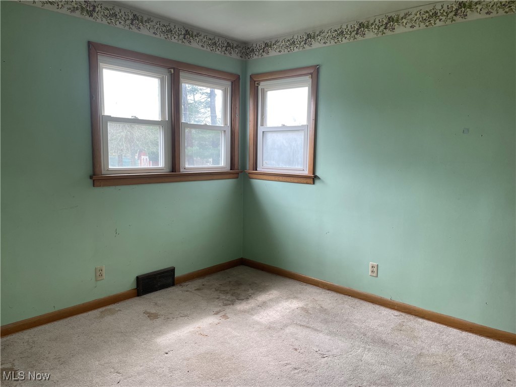 2235 Onahom Circle, Canton, Ohio image 9