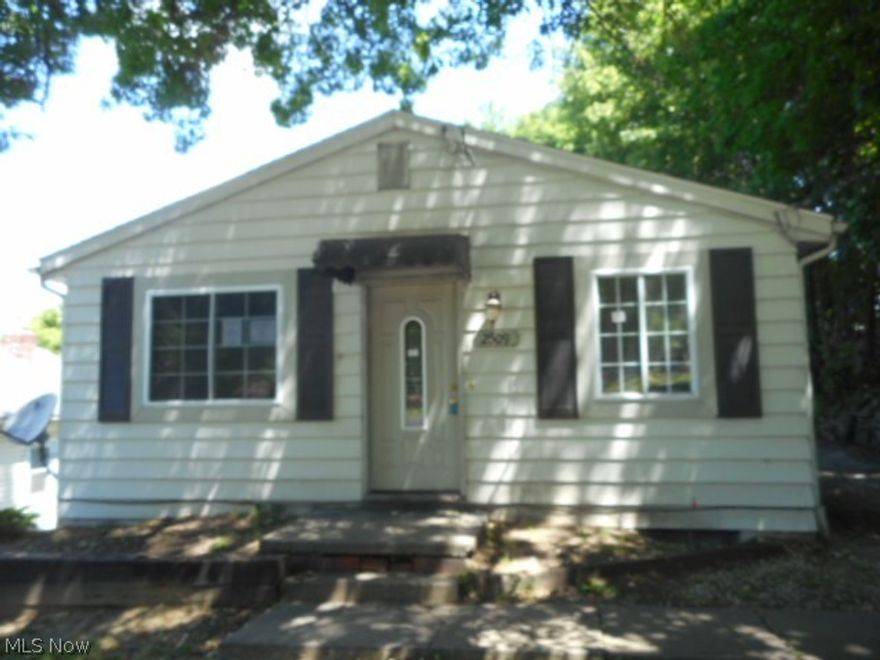 Great buy in Lakemore! 3 br home with partially finished basement and possible 4th br. Home was updated in the not too distant past. Nice floor plan. This is HUD Case # 412-584393. Hud homes sold AS IS only. Bids open to owner occupants, non profits and government agencies only until 7/6/2017 11:59:59 PM  CT    . Will need preapproval or proof of funds with offers.
