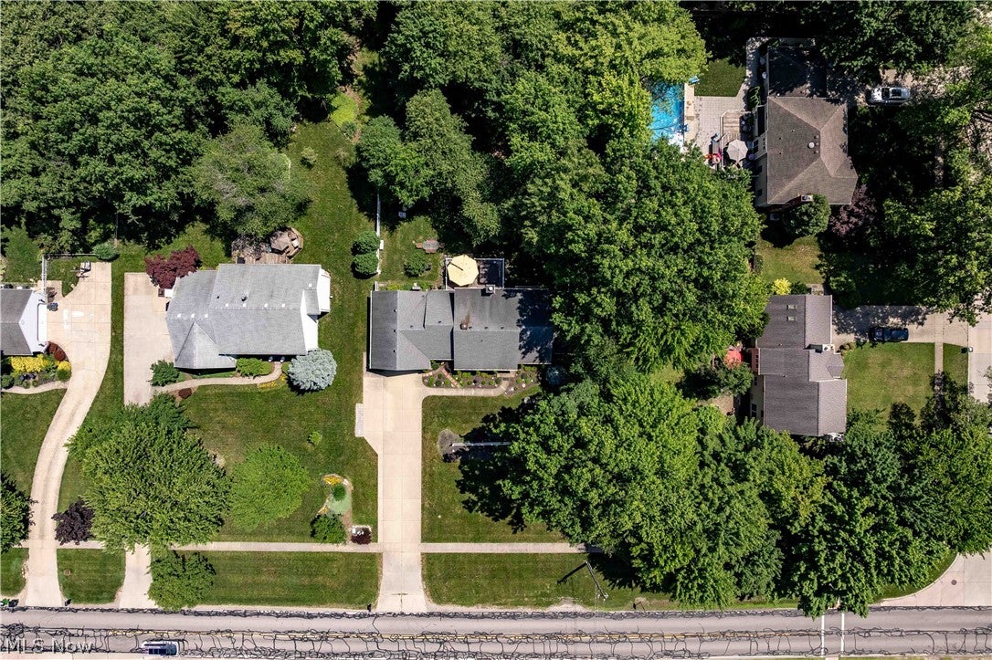 389 Jaycox Road