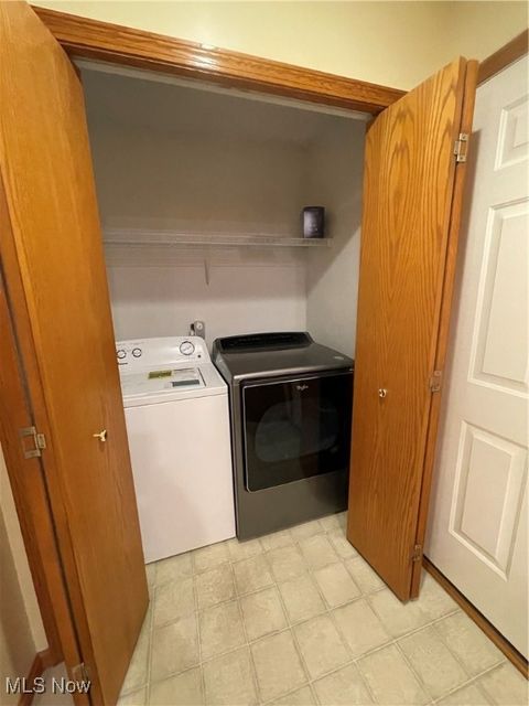 Tiny photo for 2 Coventry Court W, Mount Vernon, OH 43050 (MLS # 5179062)