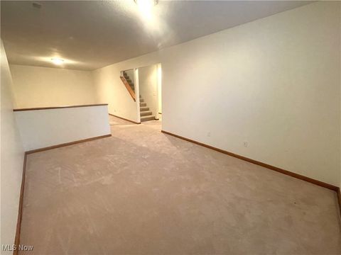 Tiny photo for 2 Coventry Court W, Mount Vernon, OH 43050 (MLS # 5179062)