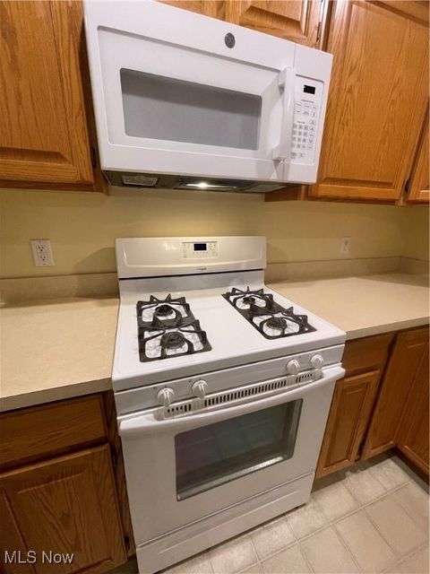 Tiny photo for 2 Coventry Court W, Mount Vernon, OH 43050 (MLS # 5179062)