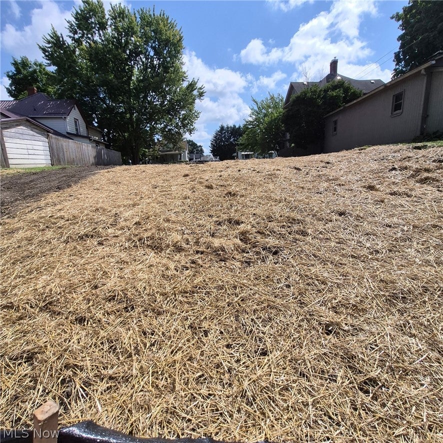 309 S 10th