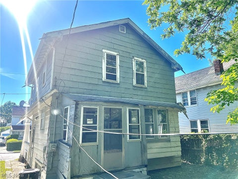 Tiny photo for 987 E 131st Street, Cleveland, OH 44108 (MLS # 5217124)