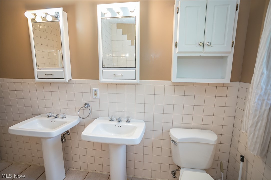 Anthony Distaulo Sub - Residential