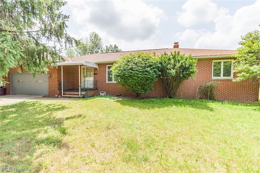Great opportunity - All brick 3 bedroom ranch with attached 2 car garage. Nice floor plan with neutral decor throughout. The interior features an eat-in kitchen w/ ceramic tile floors and ample cabinet/counter space. A welcoming foyer that leads to the living room. Spacious dining room. Inviting family room with access through sliders to the rear patio. Wonderfully appointed bedrooms with gleaming hardwood floors. The partially finished basement boasts a sprawling recreation room, a bonus room, loads of storage space and glass block windows. Home warranty. Close to shopping, restaurants, schools, and freeways. Walking distance to Richmond Hts park.