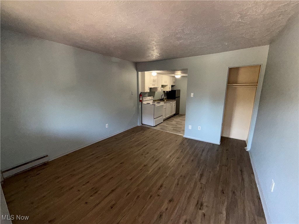 Ely - Commercial Sale