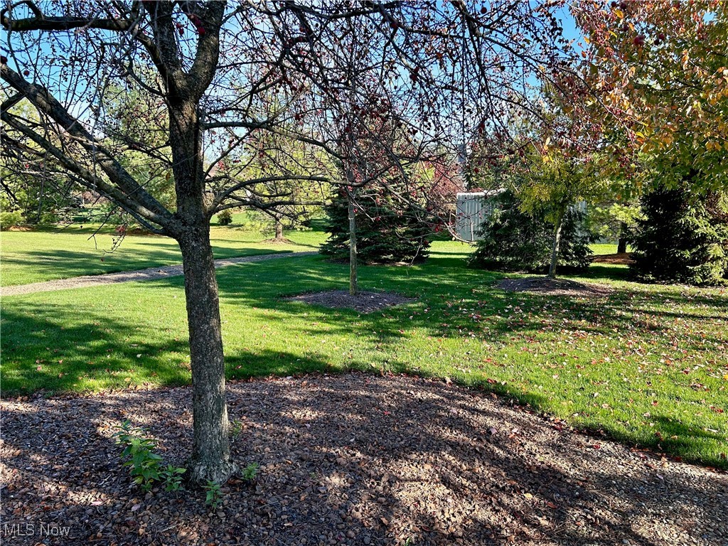 33035 Rock Creek Circle, North Ridgeville, Ohio image 37