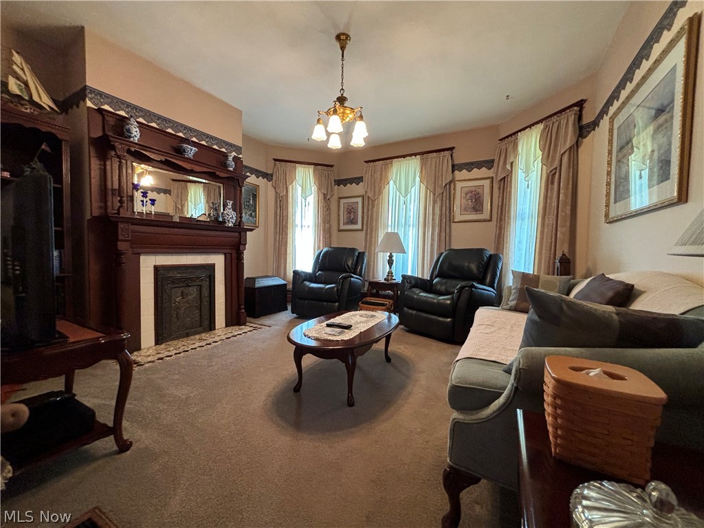 Crouso Sub - Residential