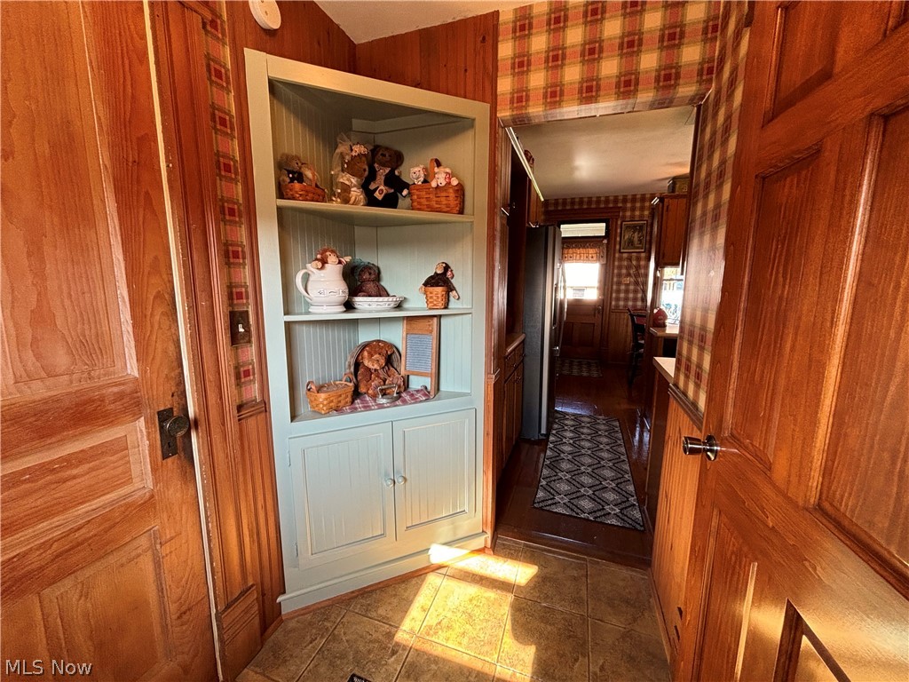 Crouso Sub - Residential