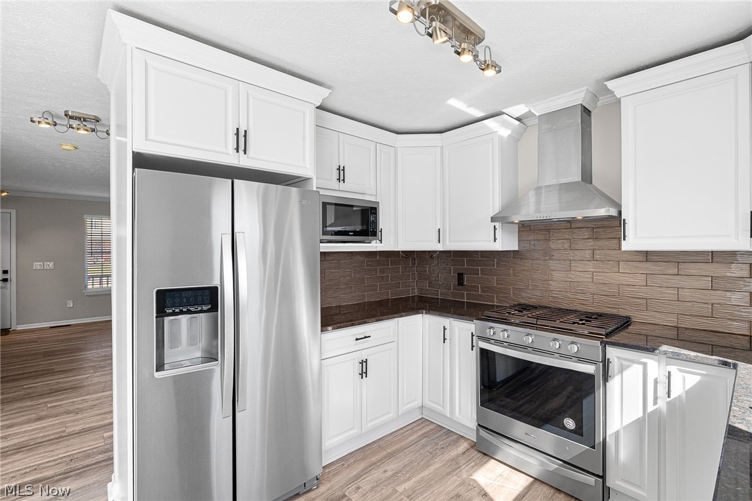 Courtland Bell Sub - Residential