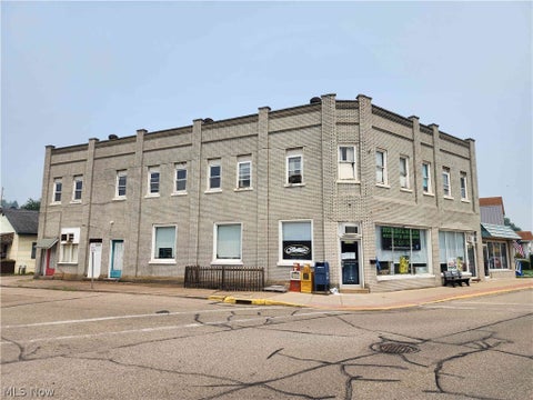 A Hanna HomeFinder account is required to view this listing.