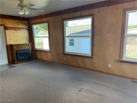 Tiny photo for 2303 Prunty Street, Parkersburg, WV 26101 (MLS # 5239601)