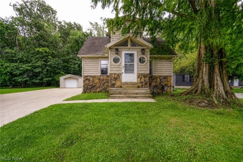Photo of 128 Kenilworth Avenue, Painesville, OH 44077 (MLS # 5240776)